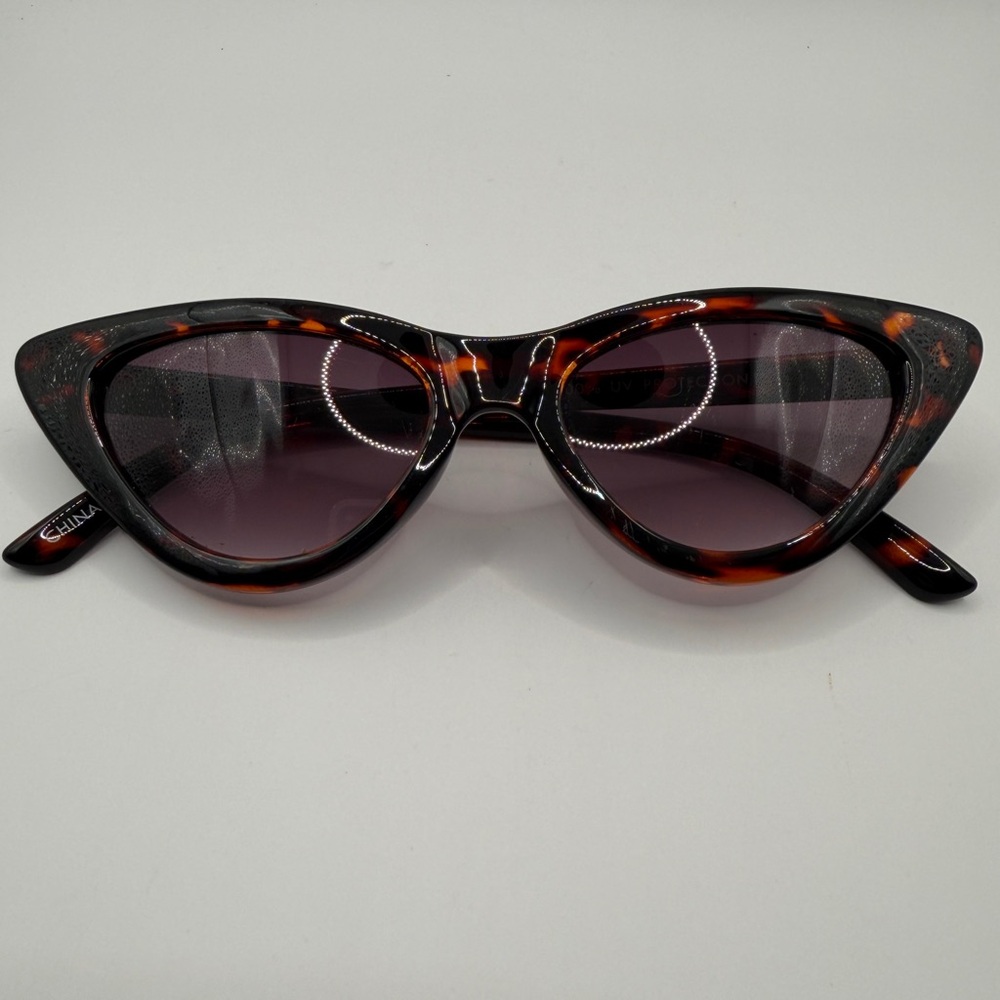 Tortoise Shell Cat Eye Sunglasses 100% UV Protection